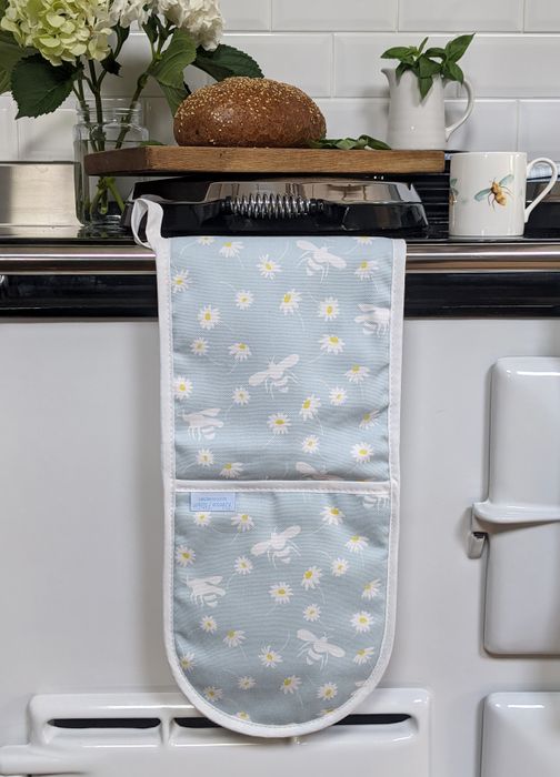 Kitchen Textiles - Daisy & Bee